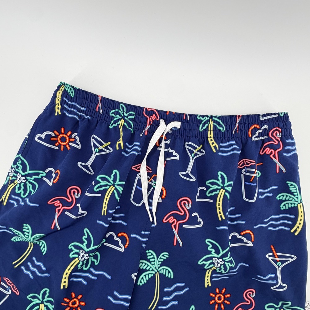 Chubbies Neon Flamingo Palm Tree Swim Trunks XL 7" Inseam‎ Navy Blue Mens